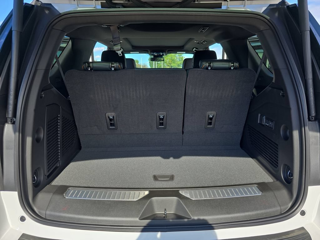 2026 GMC Yukon AT4 - Photo 13