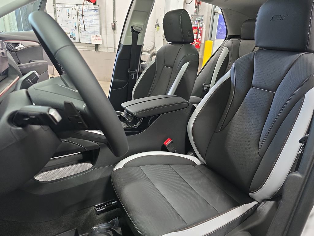 2026 Buick Envision Sport Touring - Photo 15
