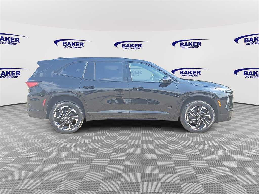 2026 Buick Enclave Sport Touring photo 2