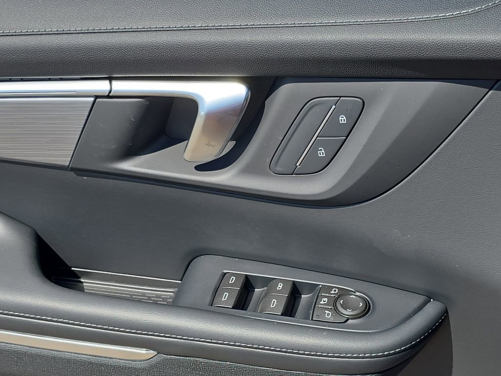2026 Buick Enclave Preferred - Photo 31