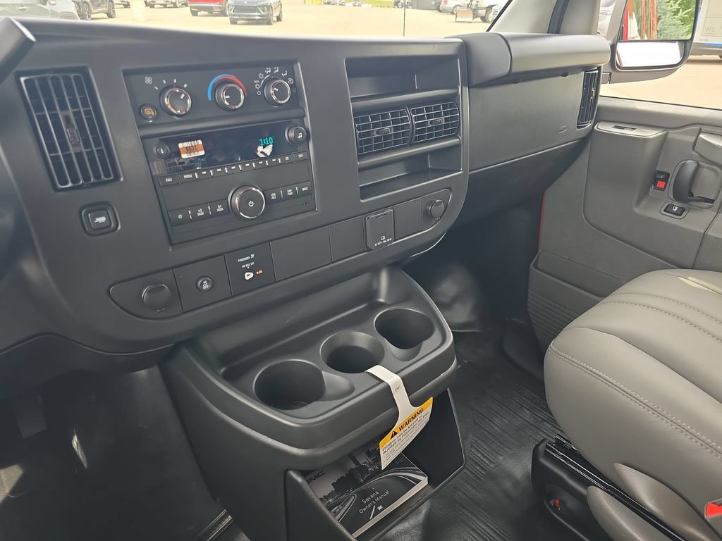 2026 GMC Savana Cargo Work Van - Photo 24