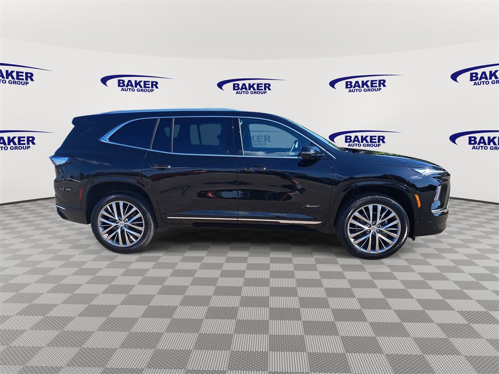 2026 Buick Enclave Avenir photo 4