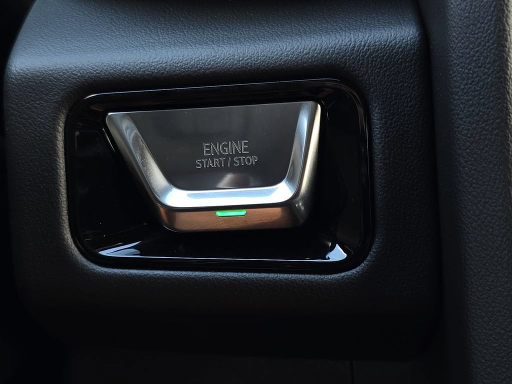 2026 GMC Yukon AT4 - Photo 21
