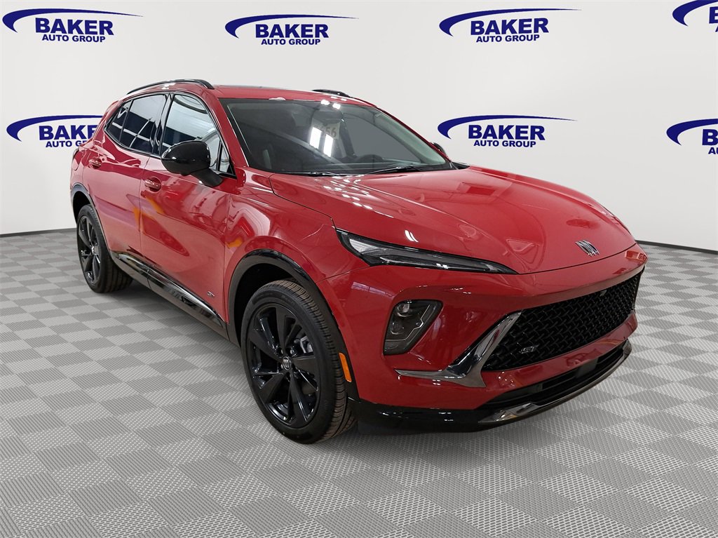 2025 Buick Envision Sport Touring photo 3