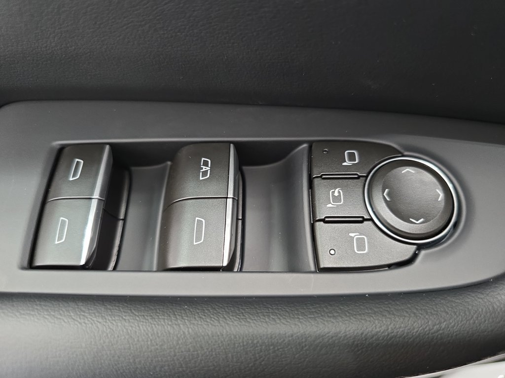 2027 Buick Enclave Sport Touring - Photo 32
