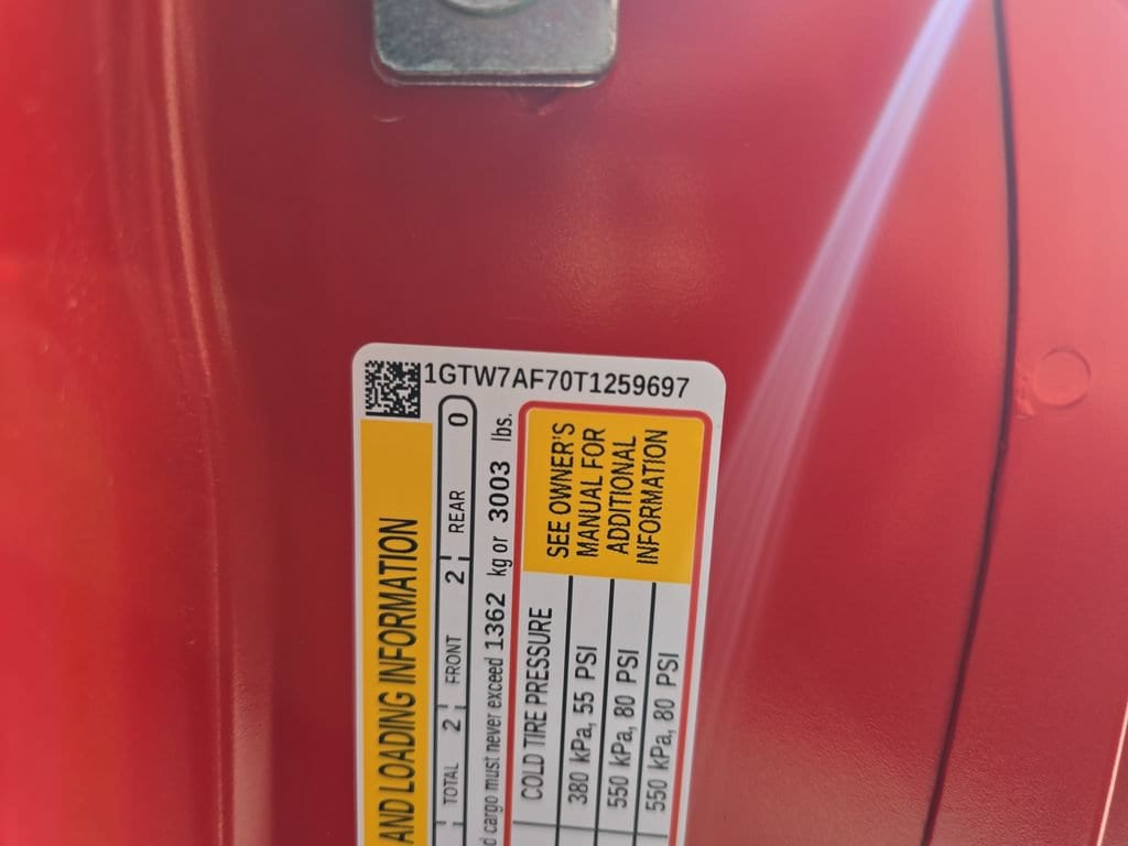 2026 GMC Savana Cargo Work Van - Photo 37