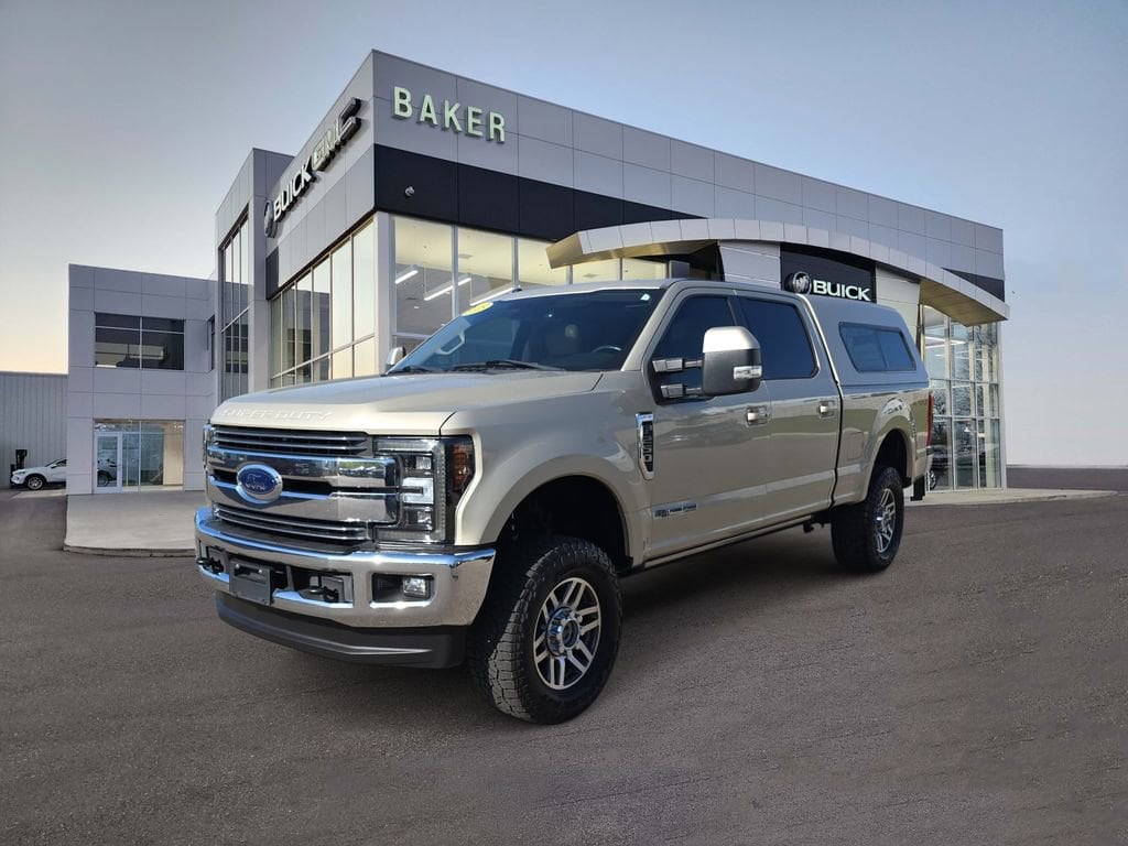 2018 Ford F-250 XL 4x4 Crew Cab 8' Box's photo