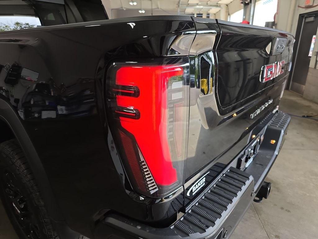 2026 GMC Sierra 2500HD AT4 - Photo 37