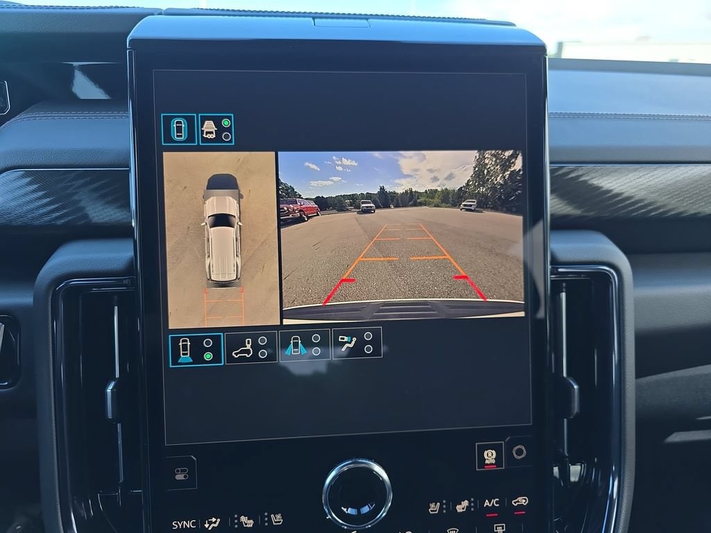 2026 GMC Yukon AT4 - Photo 25