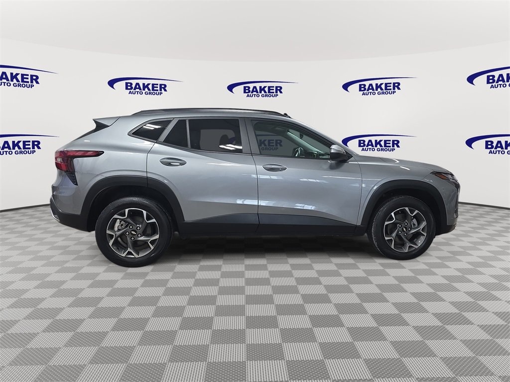 Used 2024 Chevrolet Trax LT SUV