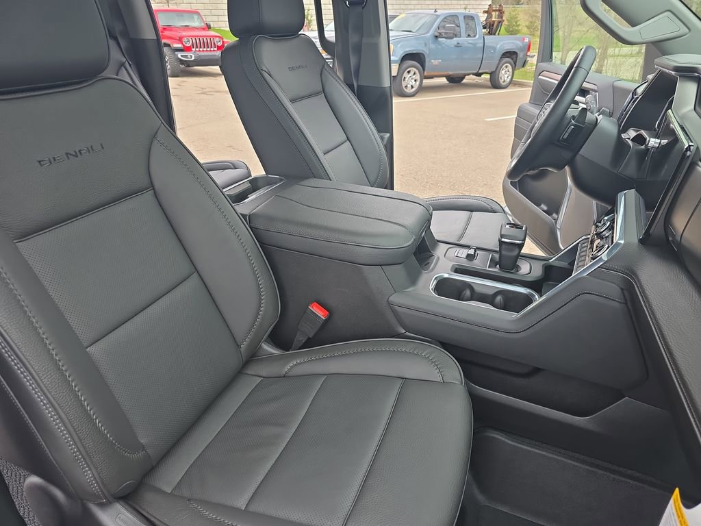 2026 GMC Sierra 1500 Denali - Photo 10