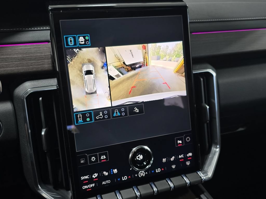 2026 GMC Acadia Denali - Photo 26