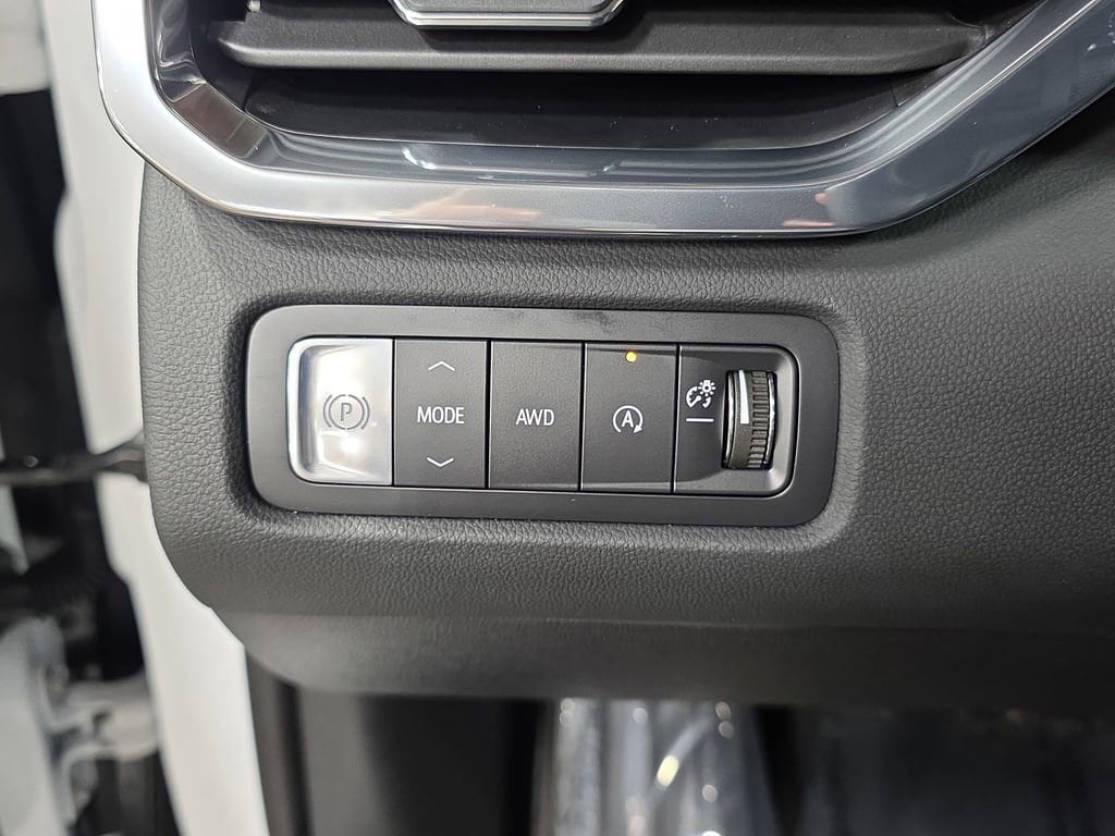 2026 GMC Acadia Elevation - Photo 28