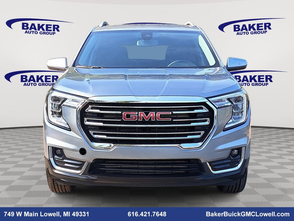 2024 Gmc Terrain SLT photo 2
