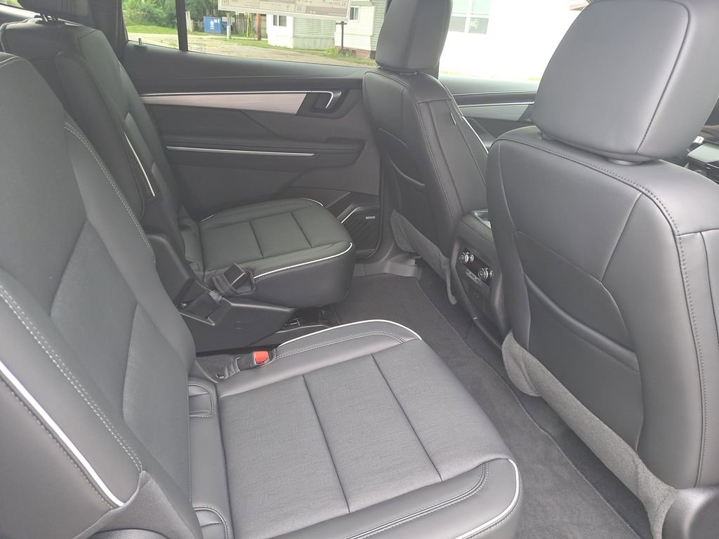 2026 Buick Enclave Preferred - Photo 11