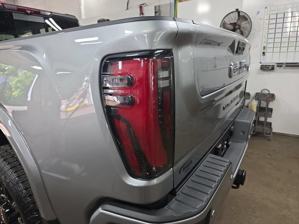 2026 GMC Sierra 3500HD AT4 - Photo 32