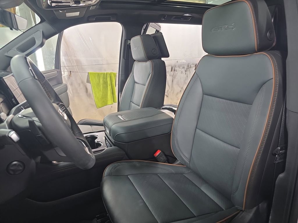2026 GMC Yukon XL AT4 - Photo 17