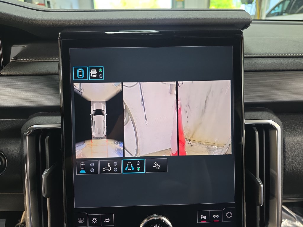 2026 GMC Acadia Elevation - Photo 27