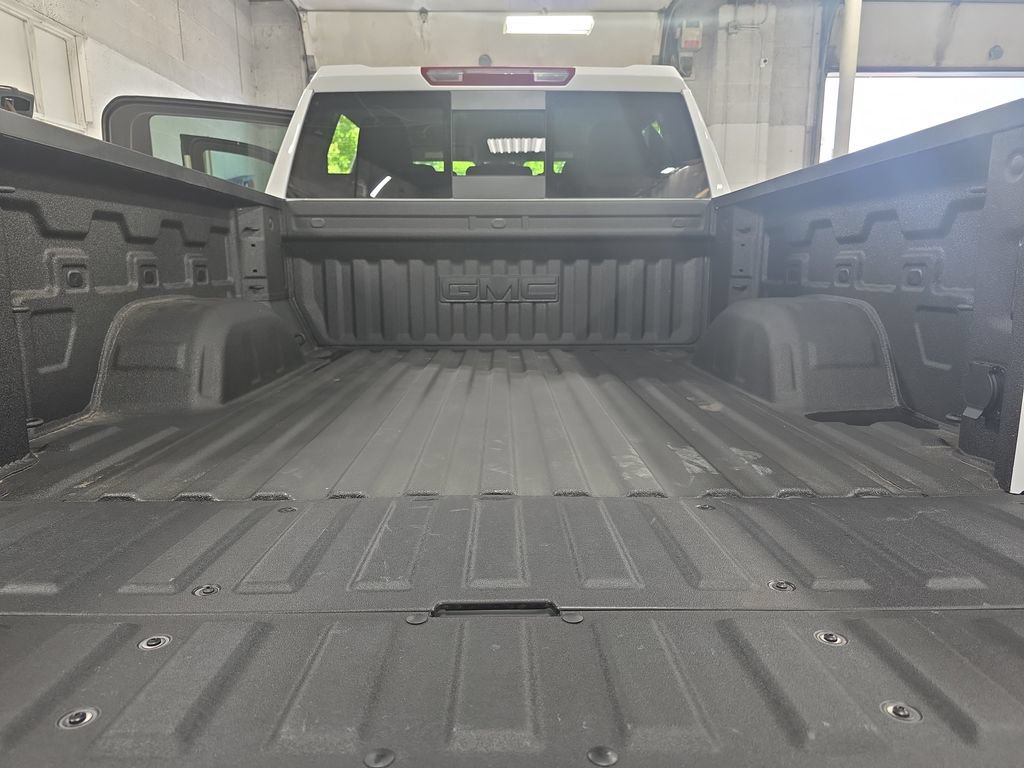 2026 GMC Sierra 1500 SLT - Photo 12