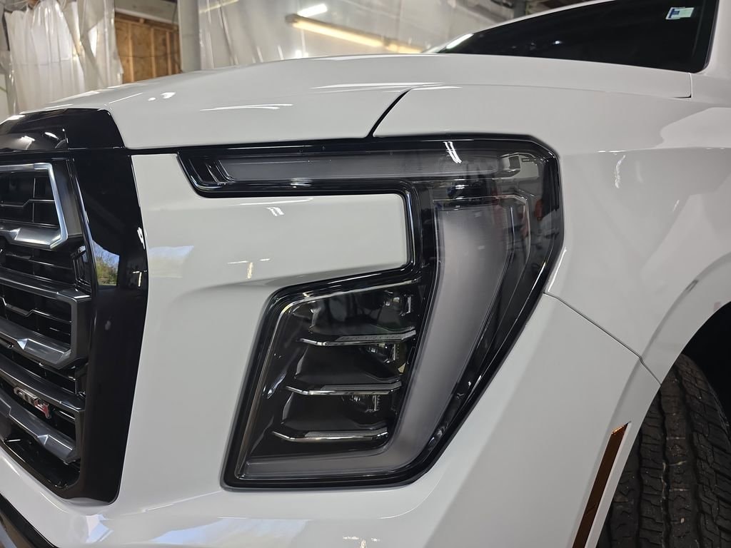 2026 GMC Yukon XL AT4 - Photo 36