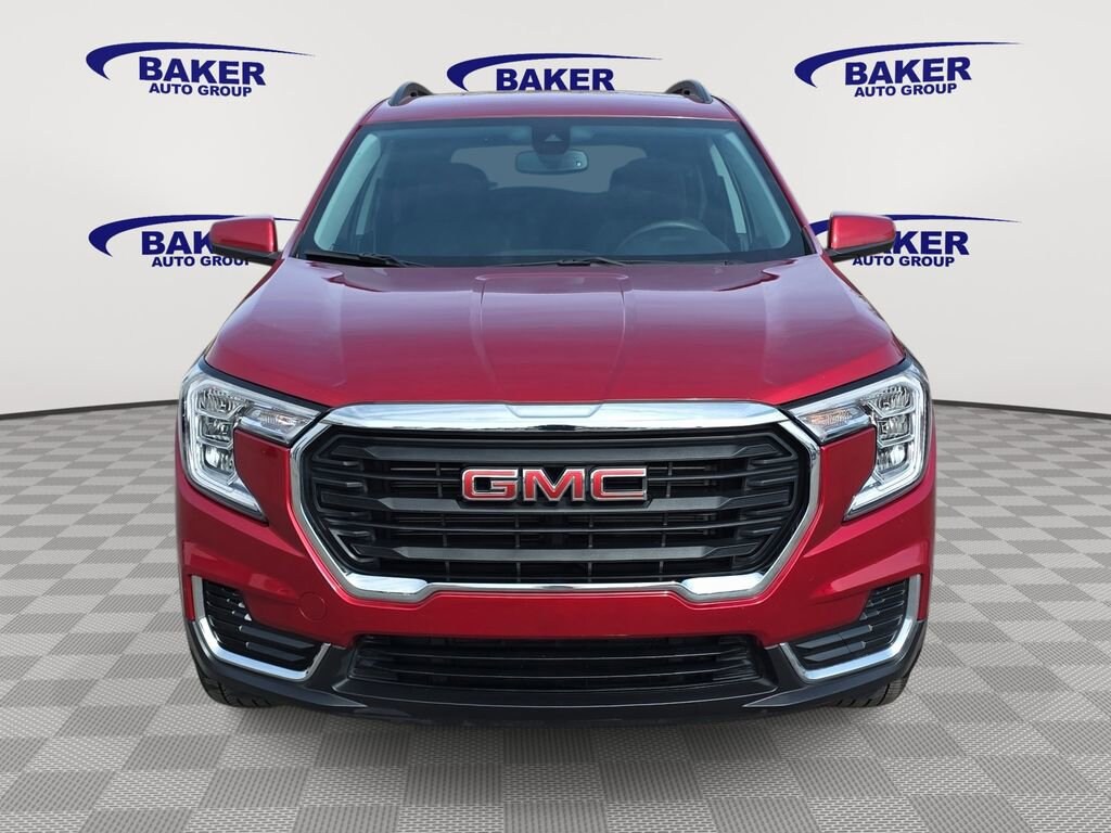 Used 2024 GMC Terrain SLE SUV