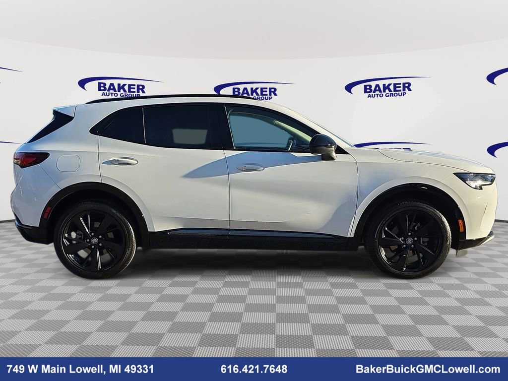 2023 Buick Envision Essence photo 2