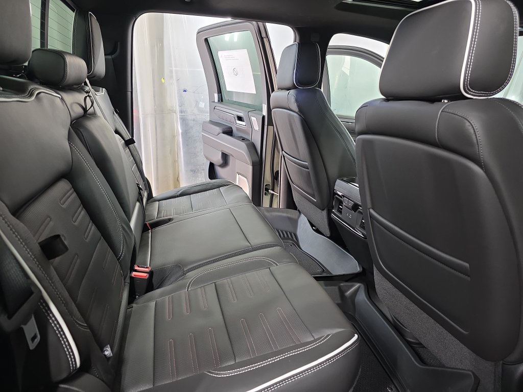 2026 GMC Sierra 2500HD AT4X - Photo 13