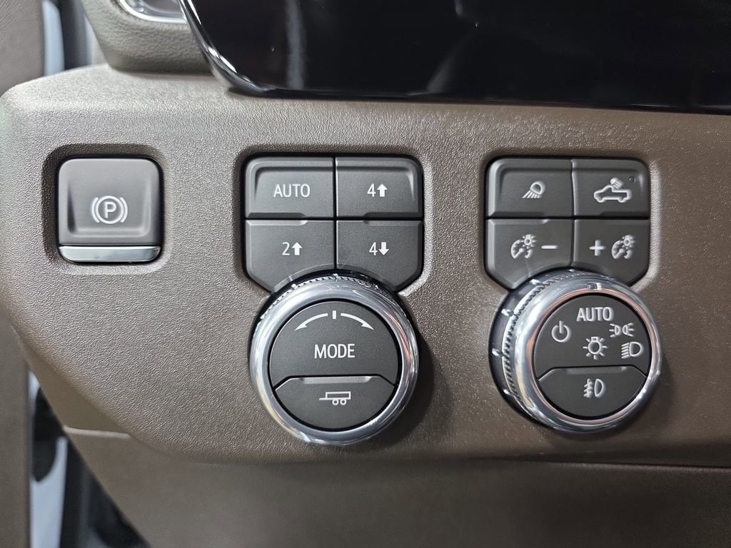 2026 GMC Sierra 1500 SLT - Photo 24