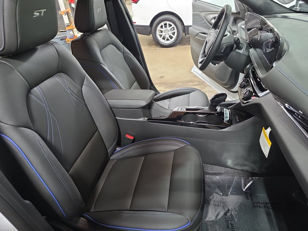 2026 Buick Envista Sport Touring - Photo 10