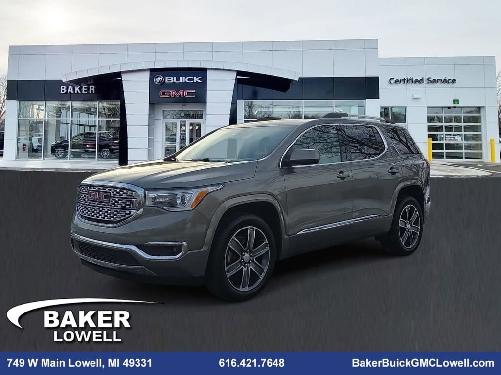 2019 GMC Acadia Denali's photo