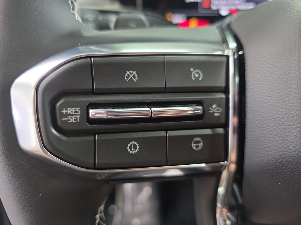 2026 GMC Acadia Denali - Photo 19