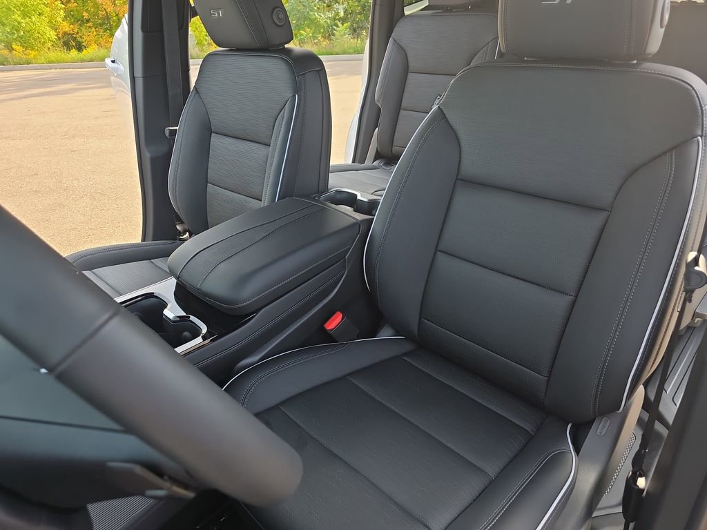 2026 Buick Enclave Sport Touring - Photo 16