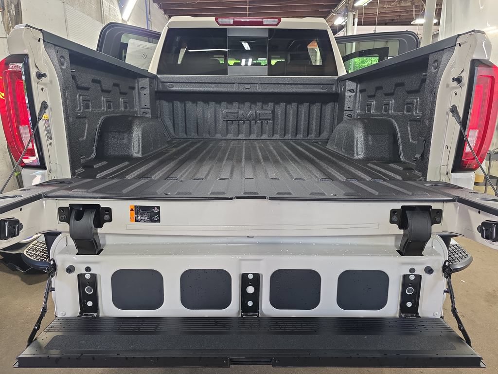 2026 GMC Sierra 1500 AT4 - Photo 13