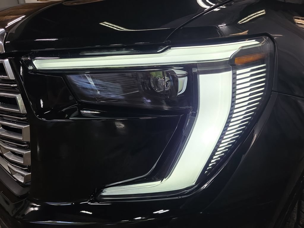 2026 GMC Acadia Denali - Photo 36