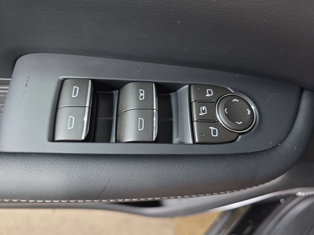 2026 Buick Enclave Sport Touring - Photo 32