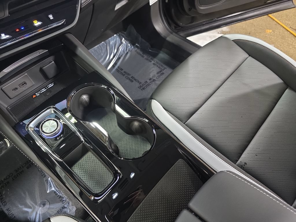 2026 Buick Envision Sport Touring - Photo 25