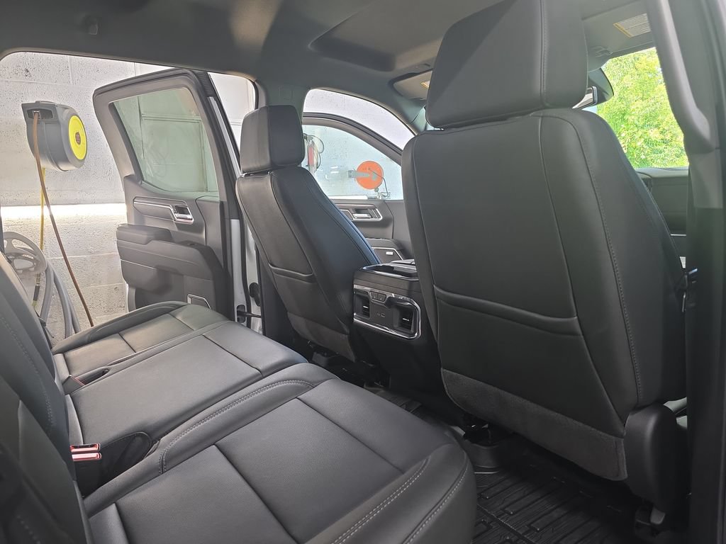 2026 GMC Sierra 1500 SLT - Photo 11