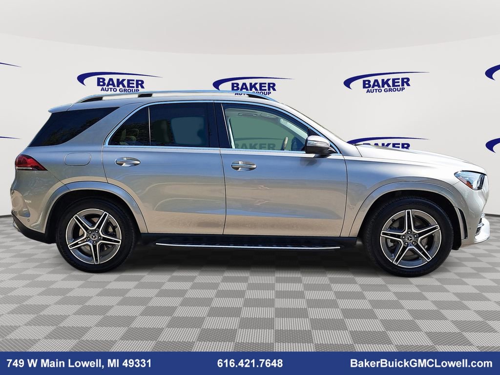 2022 Mercedes Benz GLE 450 4MATIC photo 4