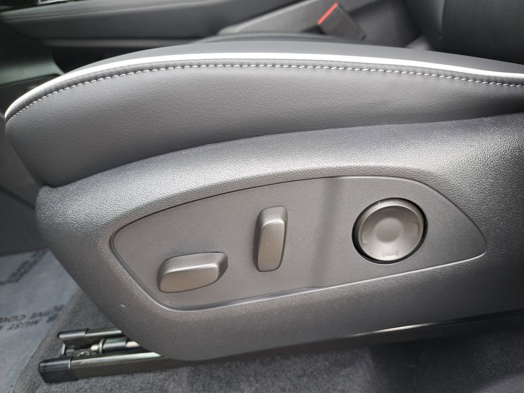 2026 Buick Enclave Preferred - Photo 33