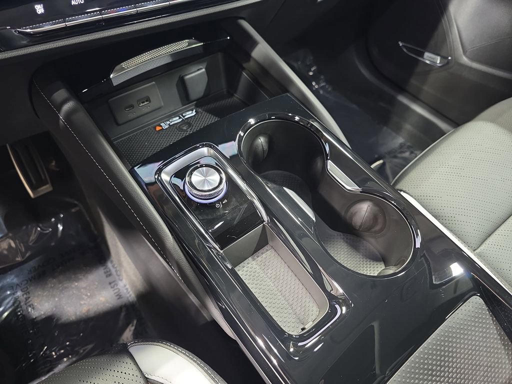 2026 Buick Envision Sport Touring - Photo 28