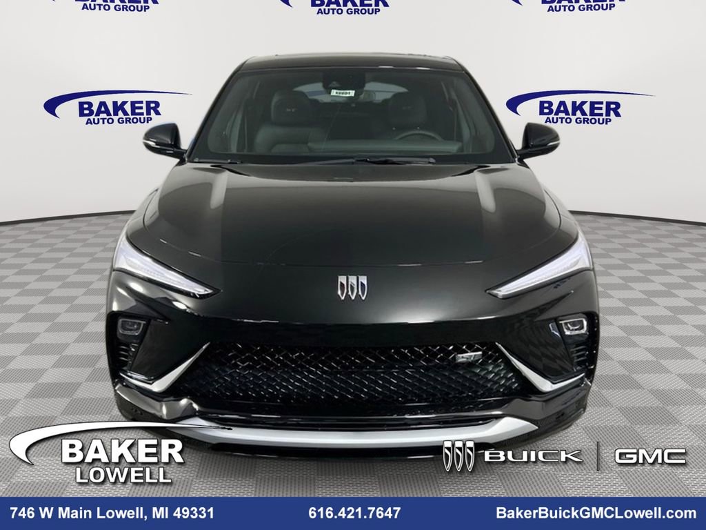 2025 Buick Envista ST photo 2