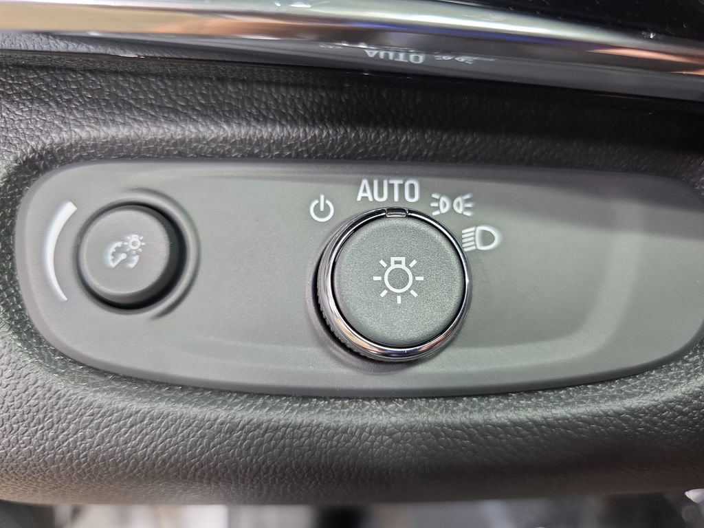 2026 Buick Envista Sport Touring - Photo 25