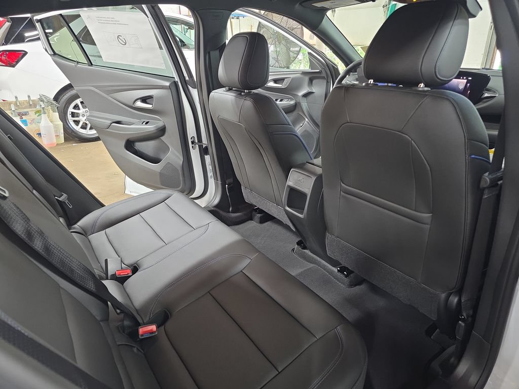 2026 Buick Envista Sport Touring - Photo 11