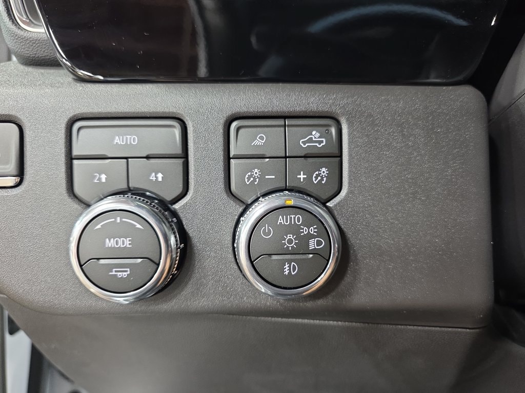 2026 GMC Sierra 1500 SLT - Photo 25