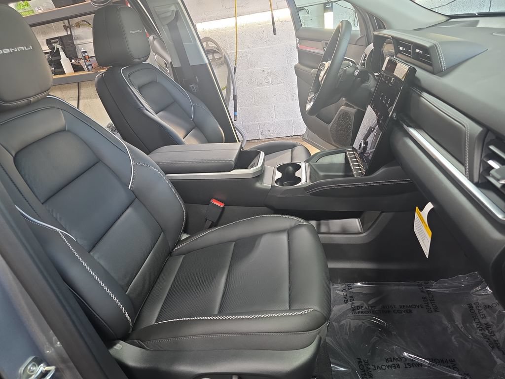 2027 GMC Terrain Denali - Photo 10