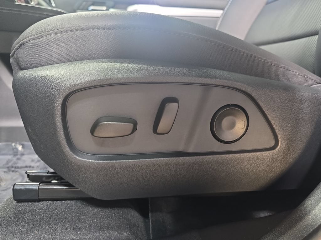 2027 GMC Terrain Denali - Photo 30