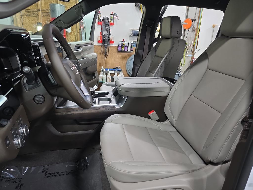 2026 GMC Sierra 1500 SLT - Photo 14