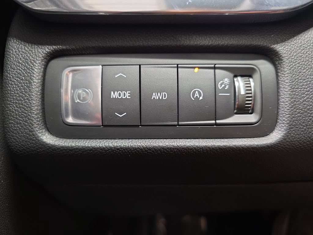 2026 GMC Acadia Denali - Photo 30