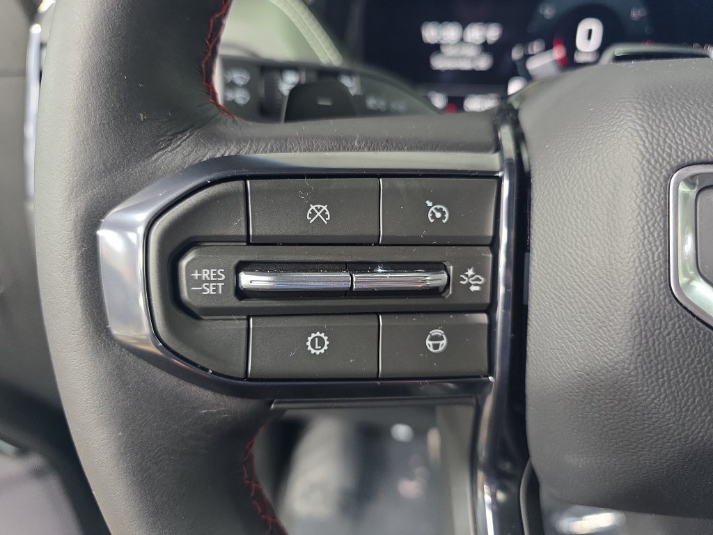 2026 GMC Yukon AT4 Ultimate - Photo 19