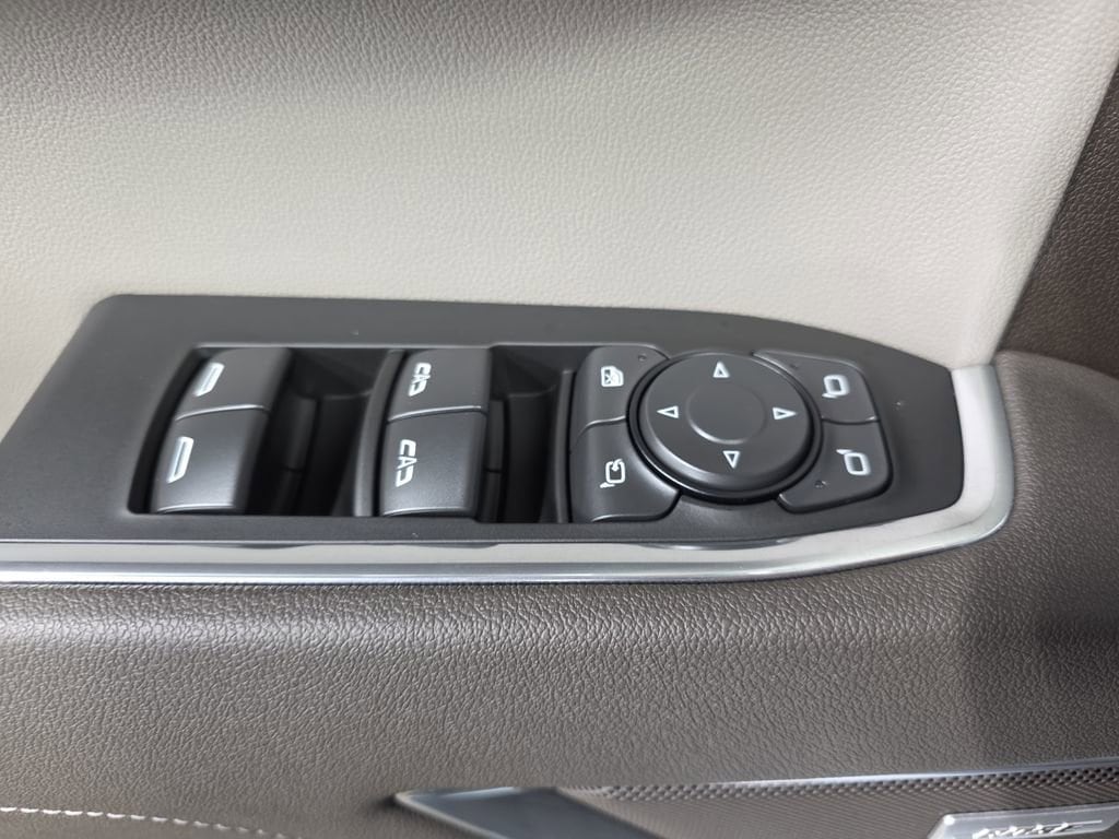 2026 GMC Sierra 1500 SLT - Photo 26